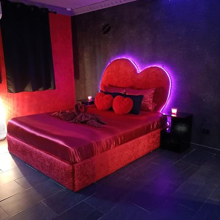 L'Instant Romance Le Romantique Castelnaudary Bagian luar foto